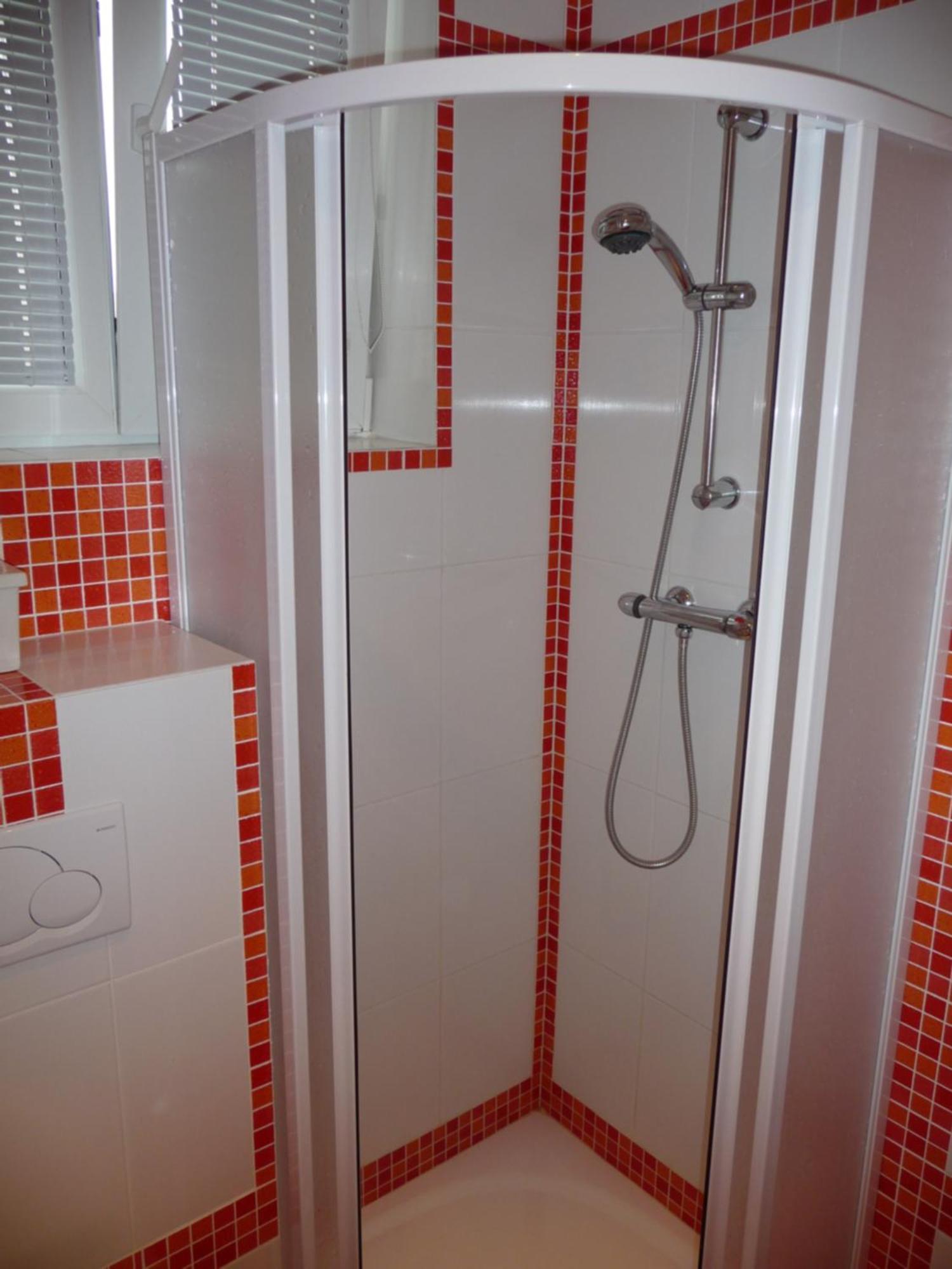 Red Apartment براتسيلافا المظهر الخارجي الصورة